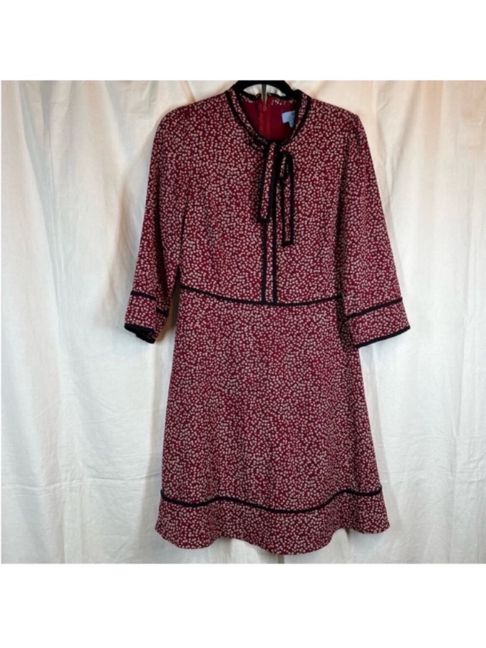 Cece dainty floral tie neck shift dress 3/4 sleeve